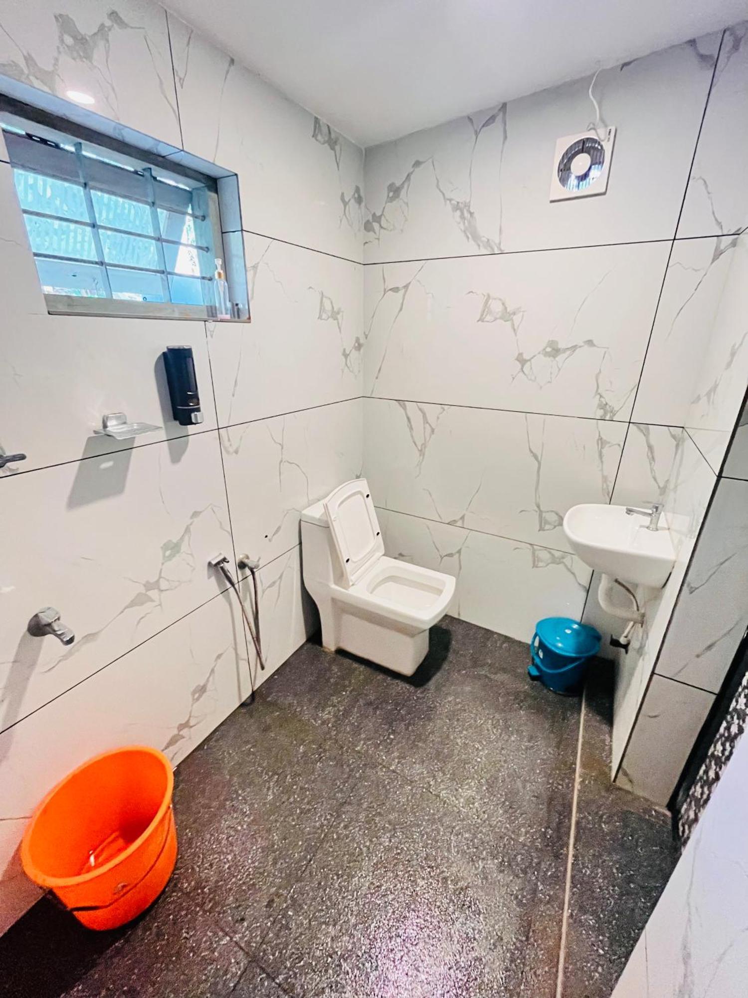 Mundro Garden Homestay Mundrothuruth エクステリア 写真